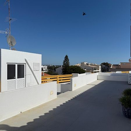 Penthouse S.Jorge Seaview T4 Appartement Quarteira Buitenkant foto