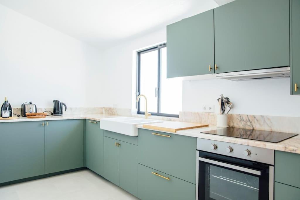 Penthouse S.Jorge Seaview T4 Appartement Quarteira Buitenkant foto